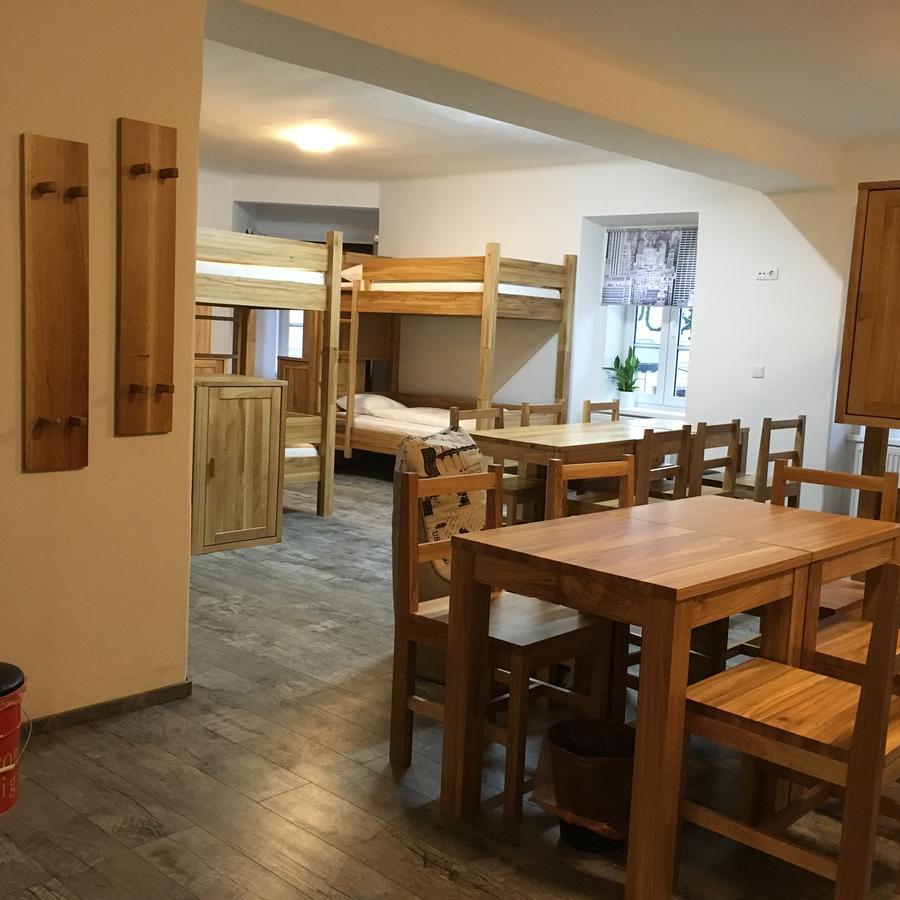 Hotel Sinos 克拉根福 外观 照片
